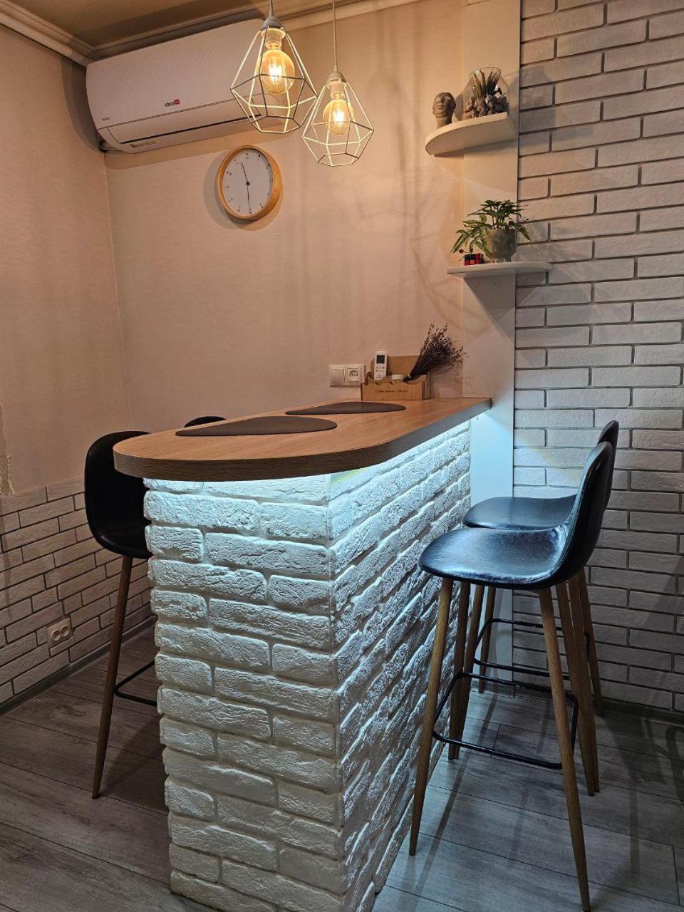 Danyla Galytskogo Apartment Центр Міста, Старе Місто 5Хв カームヤネツィ・ポジーリシクィイ エクステリア 写真